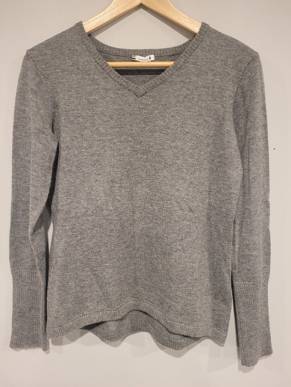 Smartwool Shadow Pine Merino Wool Blend V-Neck Sweater Gray See Measurements